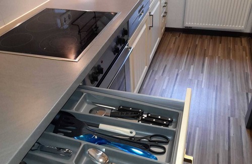 Schollkrippen Apartment | Helle und Freundliche Ferienwohnung mit Balkon