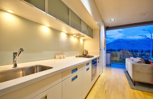 Queenstown Apartment | Hello QT Pounamu