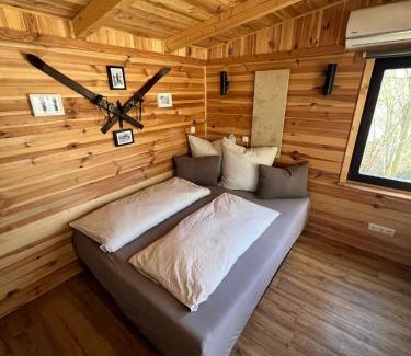 Unterdurrbach Apartment | Henrys Cozy Tiny House - ruhig, Garten, Terrasse