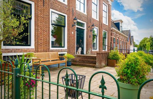 Rinsumageest Bed & Breakfast | Herberg Het Rechthuis