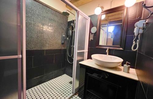 Downtown George Town House | Heritage Hideaway Retreat