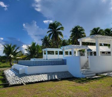 Dipaculao Resort | Hermanos Leisure Farm & Resort