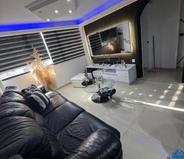 Caraballeda Apartment | Hermoso Apartamento en la Guaira Urbanización La Llanada