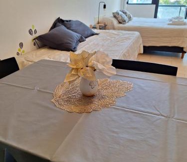 Constitucion Apartment | Hermoso depto nuevo con aire acondicionado!