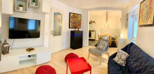 Neustadt-Hambach House | Herrscherrshaus-W237