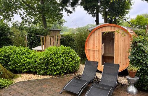Voorthuizen Ski Chalet | Het Verwende Nest met privé hottub & Barrel sauna