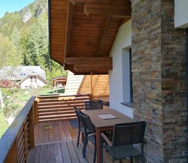 Gozd Martuljek Apartment | Hiša Katja-Privat wellness