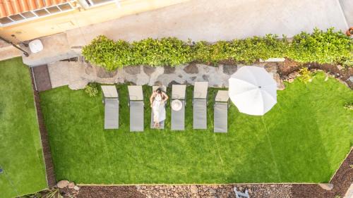 Paul do Mar House | Hibiscus House by YOUR KEY