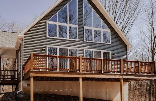 Berrien Springs House | Hidden Arbor House - newly renovated retreat