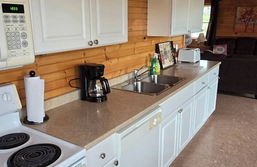 French River Cottage | Hidden Gem 3 BR Cottage w/Forest ViewnInn The Woods Cottages PEI - Cottage 3