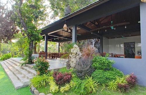 Hoa Lu House | Hidden Rock Tam Coc