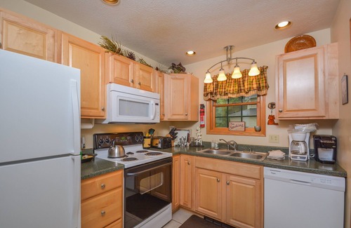 Oakland Cottage | Hidden Treasure