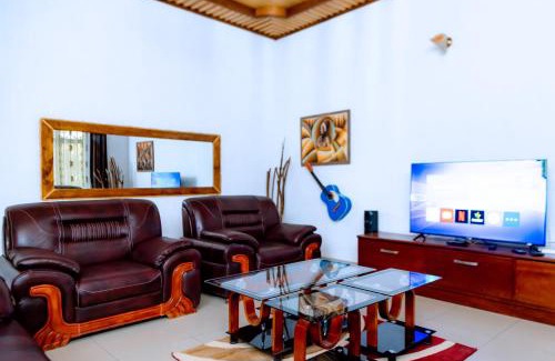 Ruhengeri Apartment | HIde Flowers Residence
