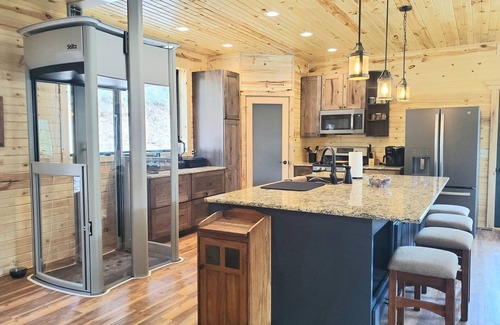 Spearfish House | Higgins Mountain Retreat - 10 minutes from Downtown Spearfish!