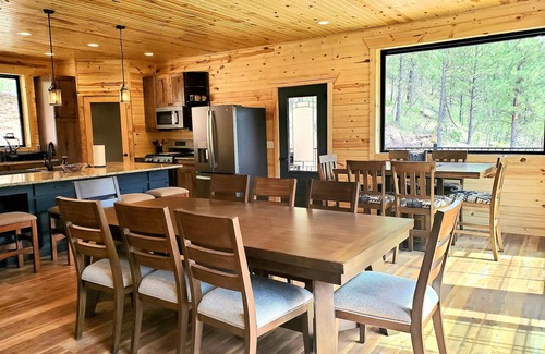 Spearfish House | Higgins Mountain Retreat - 10 minutes from Downtown Spearfish!