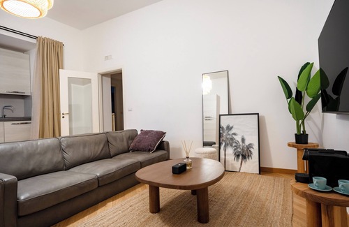 Bari City Centre Apartment | High-End Apartment in Bari Center