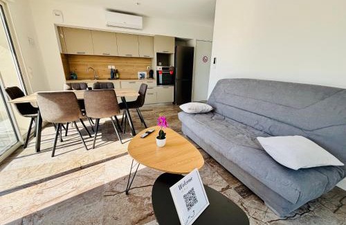 Vias Apartment | High-end, direct access to beach,Terrasse,Parking free