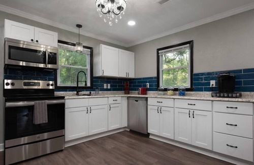 Barium Springs House | High End Pond Chalet in Country & But Near Shops