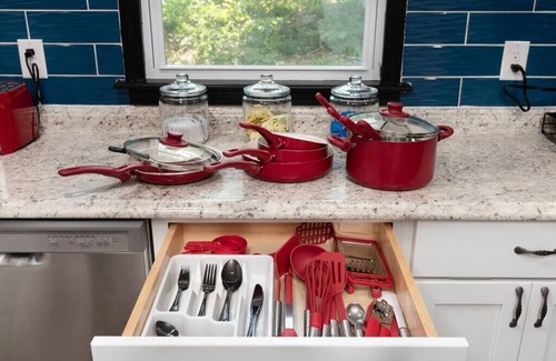 Barium Springs House | High End Pond Chalet in Country & But Near Shops