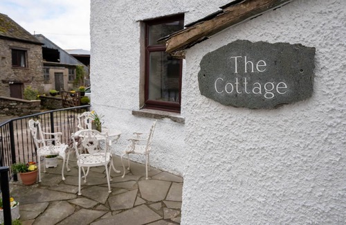 Underbarrow Cottage | High Gregg Hall Farm Cottage - Pet-friendly & Family-friendly Cottage near Kendal and Windemere.