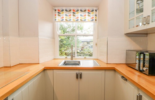 Hawes Cottage | High House