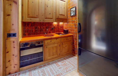 St. Moritz Apartment | High-quality wood-clad 1-room flat on the 2nd floor for 2 persons.