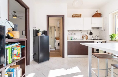 Contrada Difesa II VV Apartment | High-Speed Internet, large roof terrace (& outdoor kitchen), two beds, two bath.