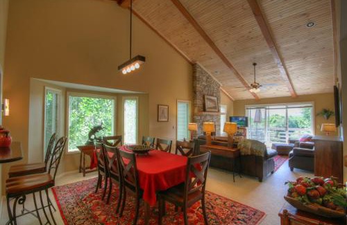 Boone House | Higher Ground at Yonahlossee