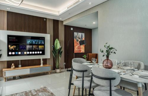 Downtown Dubai Apartment | Highest infinity Pool in Downtown Dubai