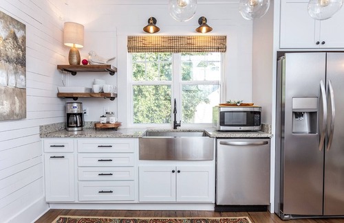 Cleveland House | Highland Gold+ Gather Family+Friends+make memories