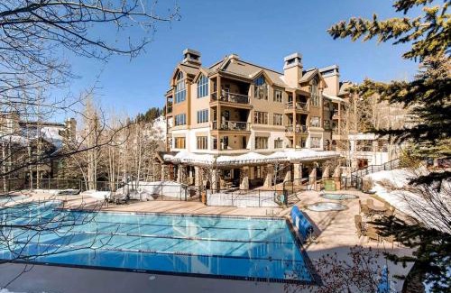 Highlands Townhomes Apartment | Highlands Townhome by Vail Realty