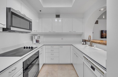 Pacific Terrace Condo | Highrise Living - San Diego Bay View from the 32-Floor - Downtown SD