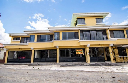 Pavas House | Hiiii nice place to stay , come enjoy your days and stay safety’s