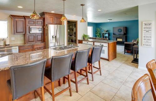 South Weber House | Hike, Golf, Ski and More Family Home in South Weber