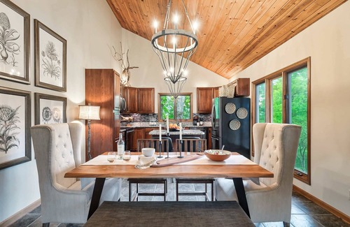 Cosby Cabin | Hikers Dream - 34 Acres w/Private Trails & Hot Tub