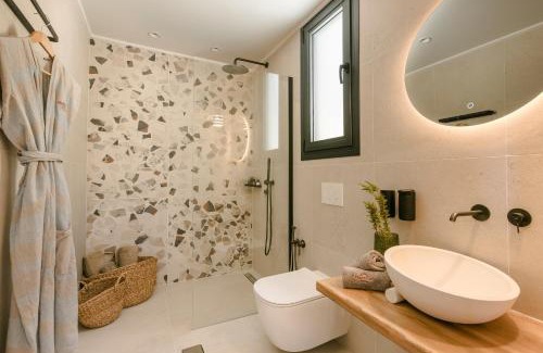 Ratzakli House | Hilaritas Suites Kefalonia, Luxury Villa-Style Suites with Private Pool & Stunning Sea Views