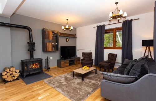 Calatele Ski Chalet | Hill Chalet