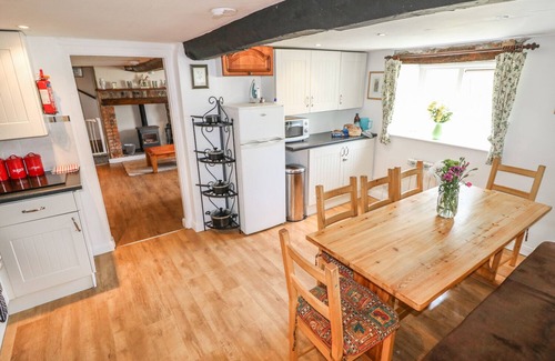 Freshwater Cottage | Hill Farm Cottage