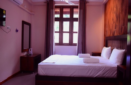 Kandy Hotel | Hill Roost