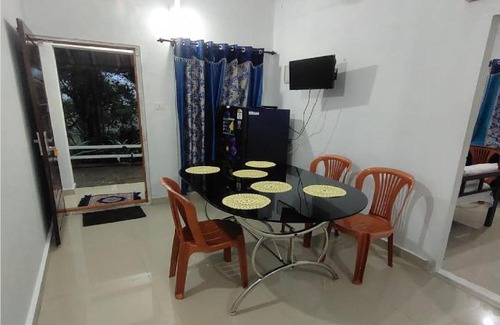 Devikolam Villa | Hill View Cottage Munnar