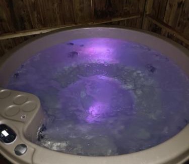Lochmaben House | Hillingworth's Hot Tub Retreat - Lochmaben