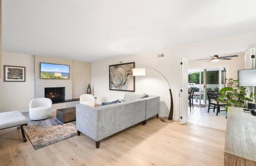 Middletown House | Hills Hideaway by CoastVH - Luxury Midtown 3br
