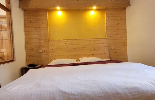 New Manali House | Hills Homestay and Devallya