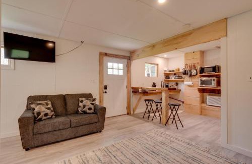 Hillsgrove House | Hillsgrove Cabin with Community Perks Pets Welcome!