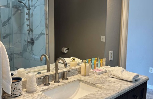 Norman Apartment | Hillside at Whispering Pines