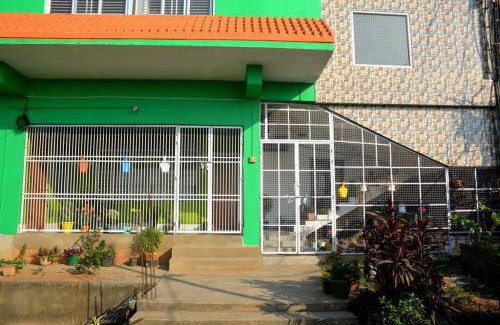 Sualkuchi House | Hilltop Abode