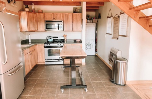 Mancos House | Hilltop Hideaway