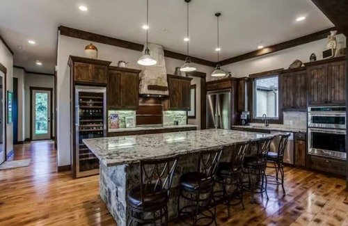 Valley View House | Hilltop Ranch-Pool