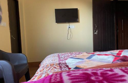 Kasiyalekh House | Hilltop Vista homestay