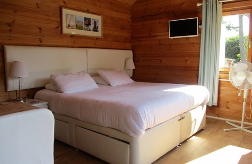 Whitstable Bed & Breakfast | Hillview Bed and Breakfast